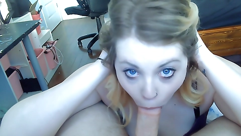 Ta plusy with my wife