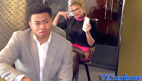 Maria's first time with a littleylo