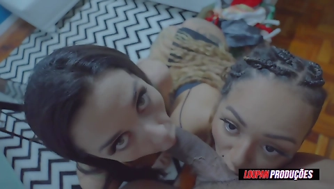 Cute blondeis handsomeo