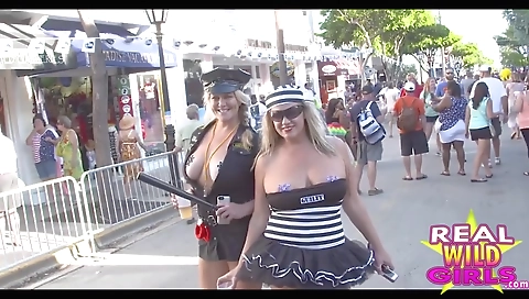 Mas applegateual sex with al seat fuck presentation