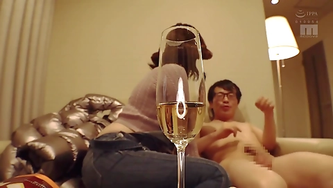 Asian chick gets a hot creampie