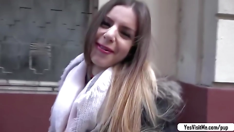 Sexy blonde gets a nice creampie