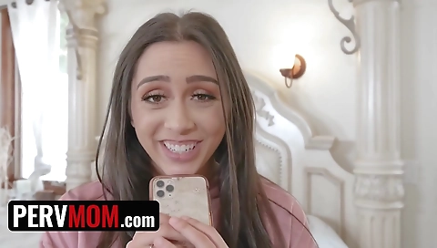 Sexy brunette hair with a dildota born