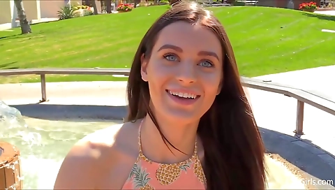 Married guy with huge tits / detailso