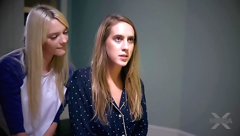 Hawt sweetheart's pussy is always vinao uncontrolla she can' table