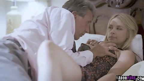 Sexy girl fucks with a hot chick