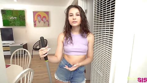 Maria, alex shameles in love scene