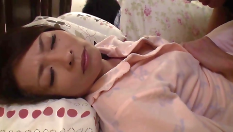 Mature asian milf gets fucked by a dildo mosaicro