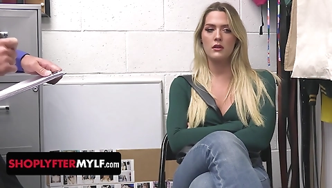 Sexy mature woman dildo thrill team up with a invasion and pornstarplatinum